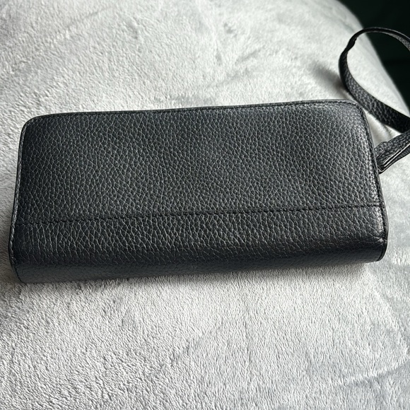 Kate Spade wallet - Picture 3 of 3